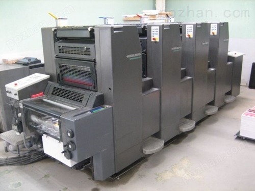 四色层叠式柔性版印刷机（柔印机）